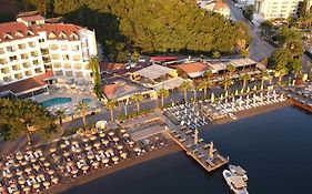 Marbas Beach İçmeler 4*